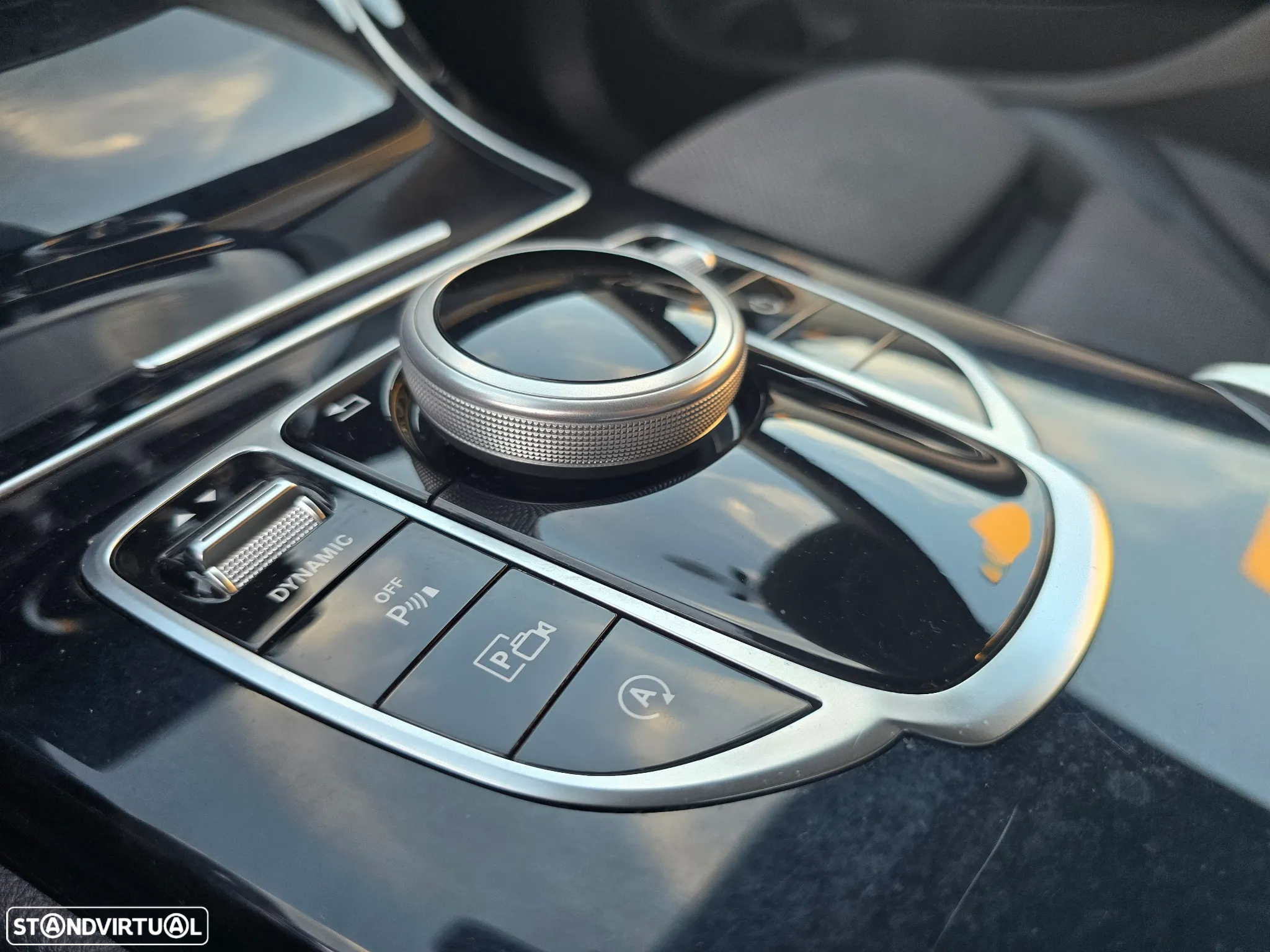 Mercedes-Benz C 200 - 21