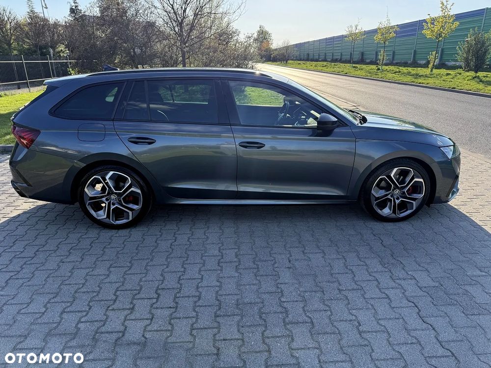 Skoda Octavia 2.0 TDI DSG RS - 12