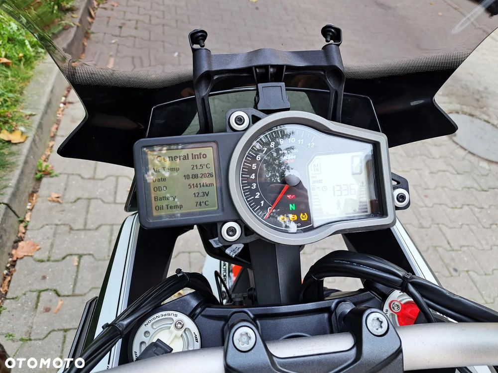 KTM Super Duke - 19