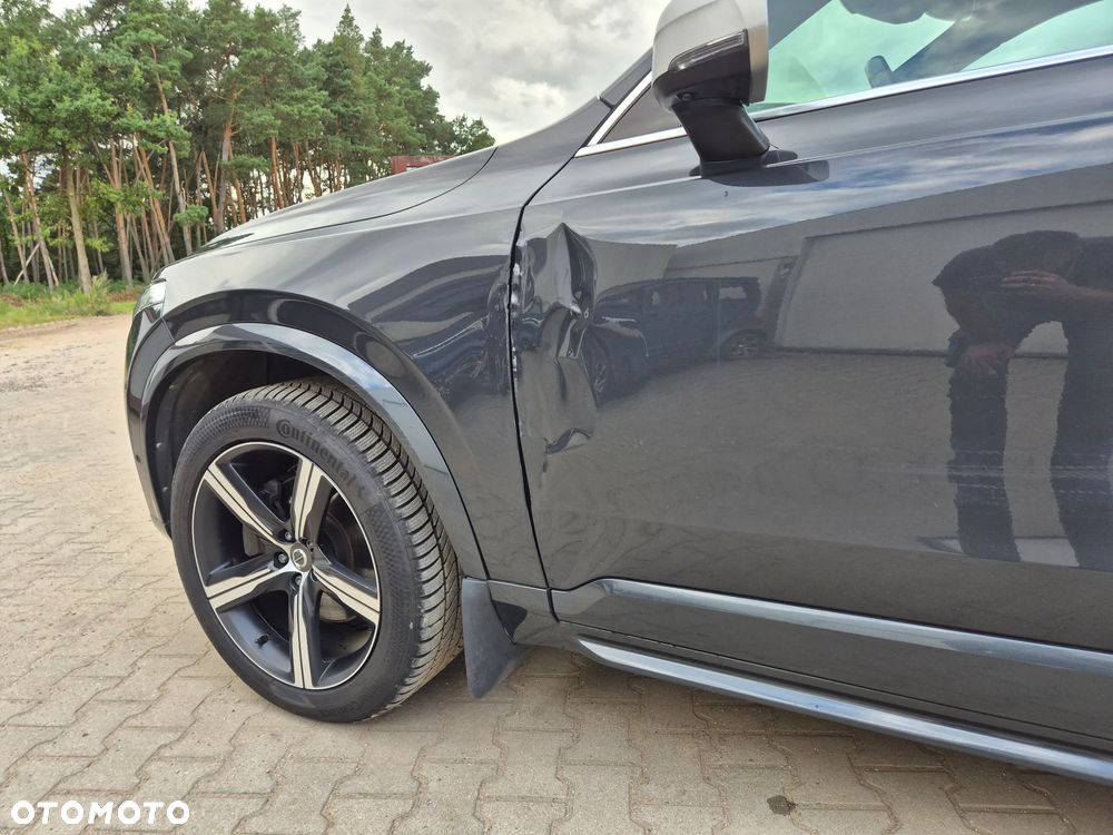 Volvo XC 90 D5 AWD Geartronic RDesign - 16