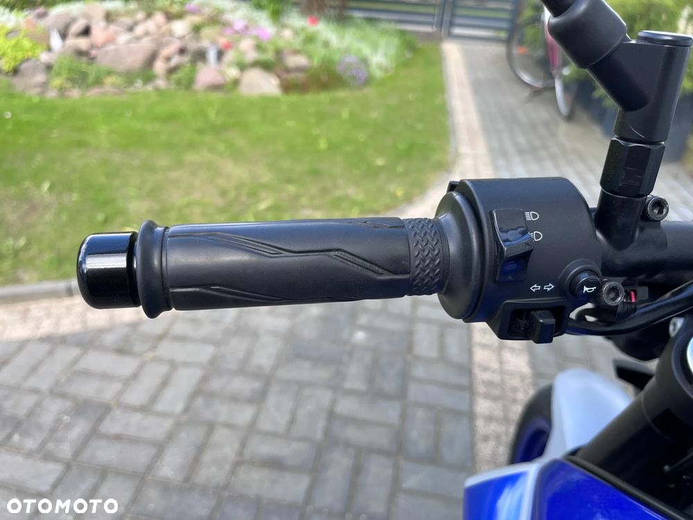 Yamaha MT - 16