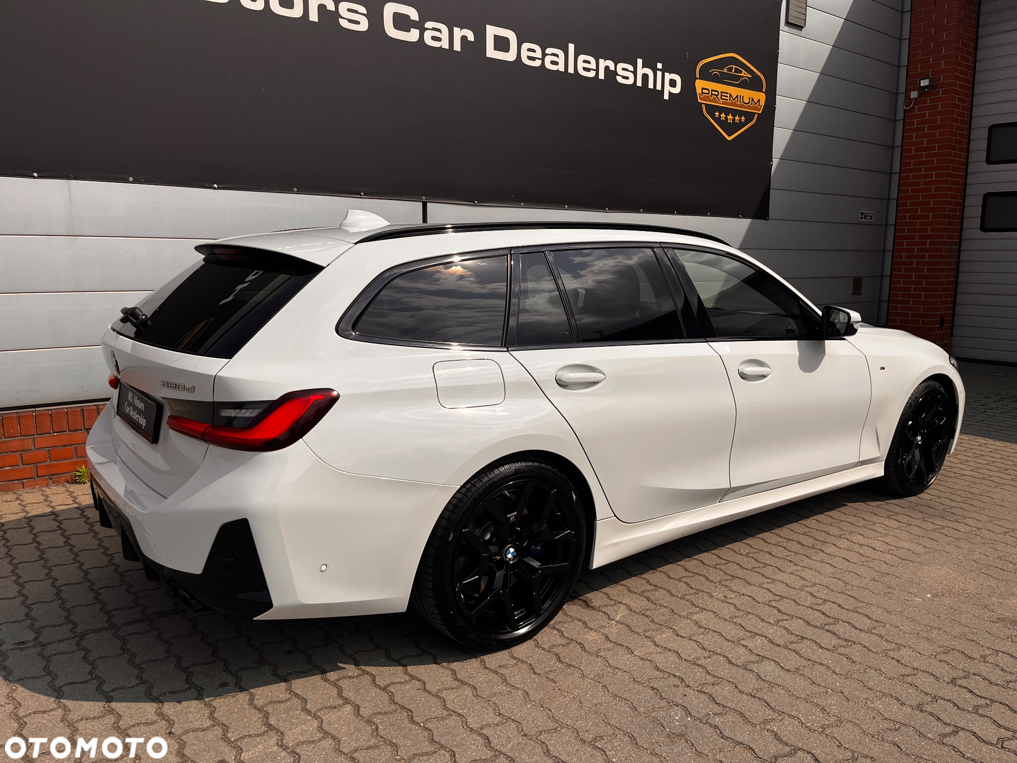 BMW Seria 3 320d Touring M Sport - 17