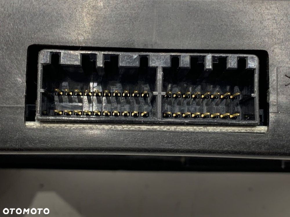 PANEL STEROWANIA NAWIEWU  MITSUBISHI LANCER VII (CS_A, CT_A) 2000 - 2013 2.0 (CS9A) 99 kW [135 KM] - 4