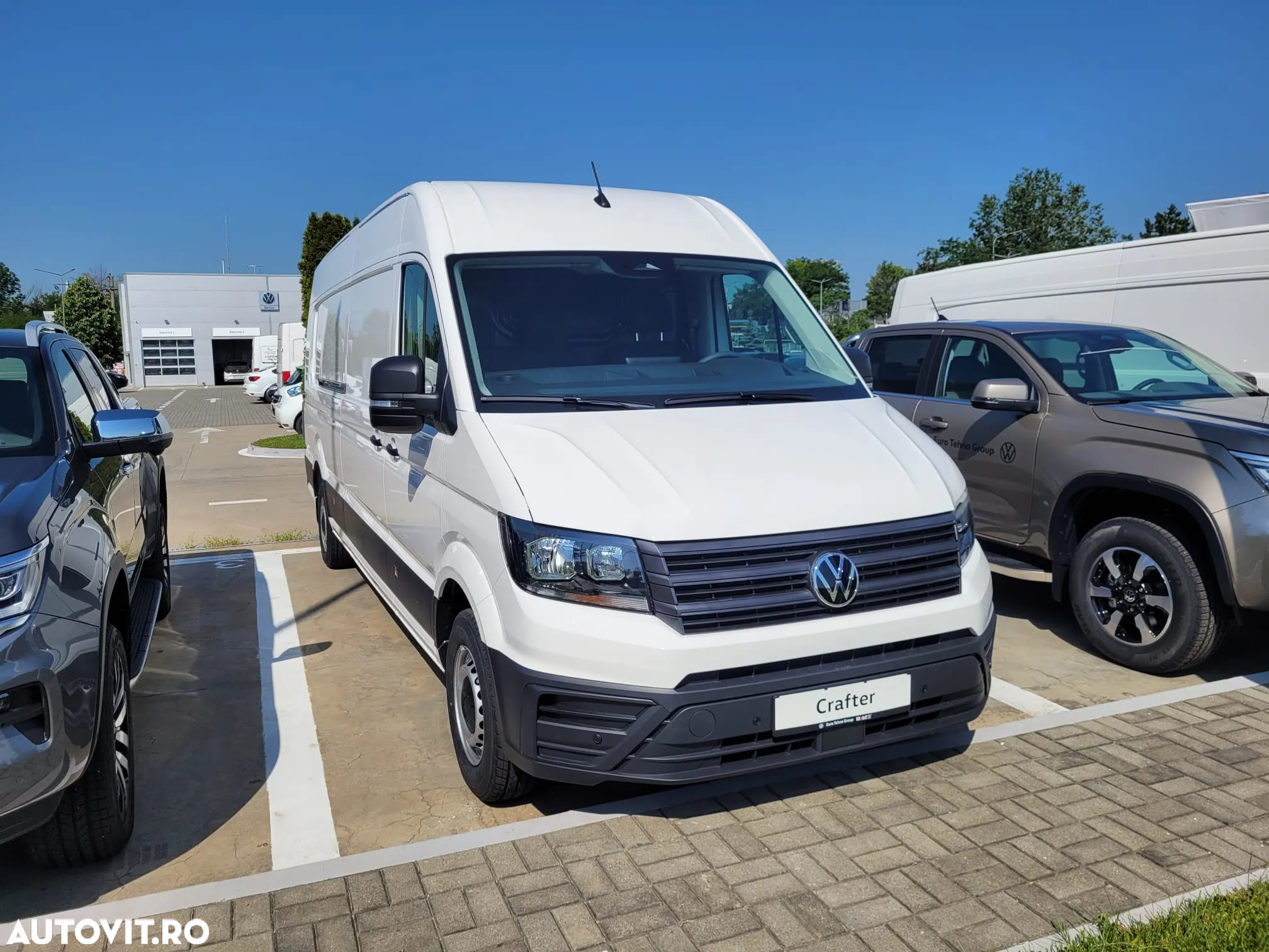 Volkswagen Crafter 35 Furgon L4H3 140CP M6 - 2