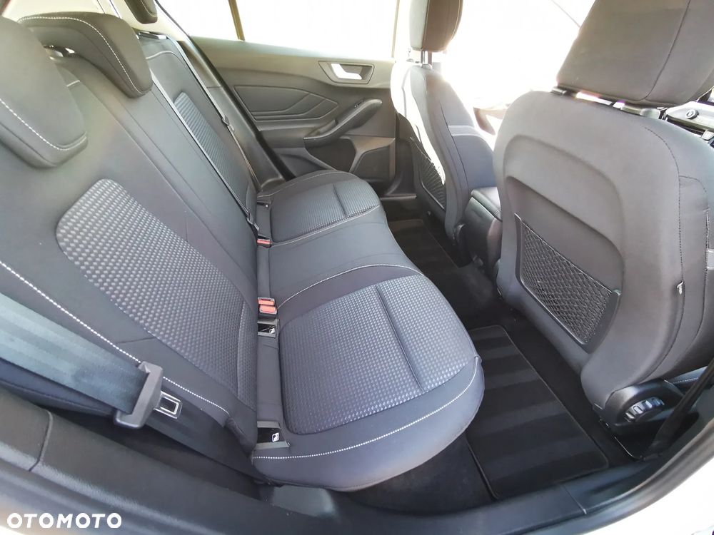 Ford Focus 1.5 EcoBlue STart-Stopp-System TITANIUM X - 14