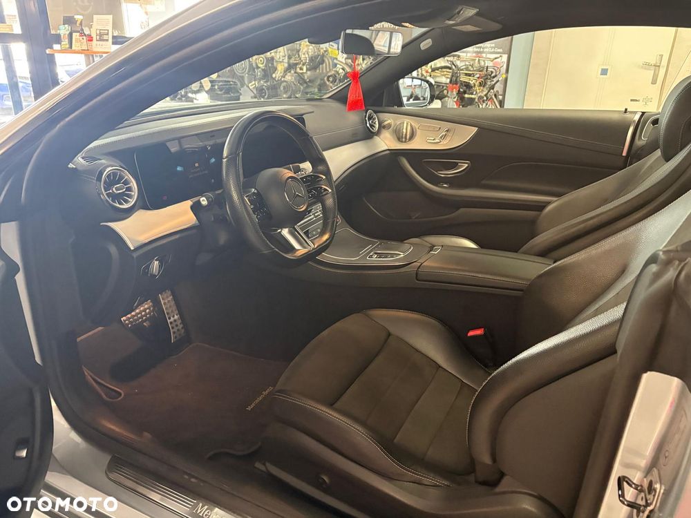 Mercedes-Benz Klasa E 220 d 4-Matic AMG - 6