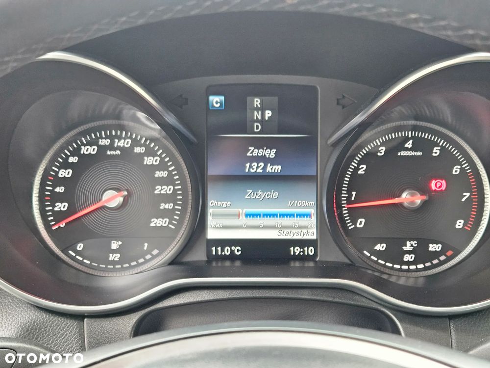 Mercedes-Benz GLC - 29