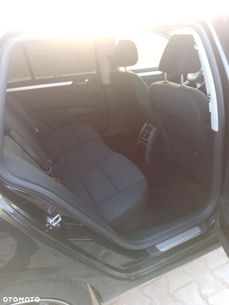 Skoda Superb Combi 1.8 TSI DSG Active - 20