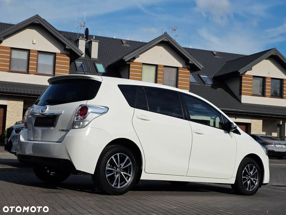 Toyota Verso 1.6 D-4D Premium - 34