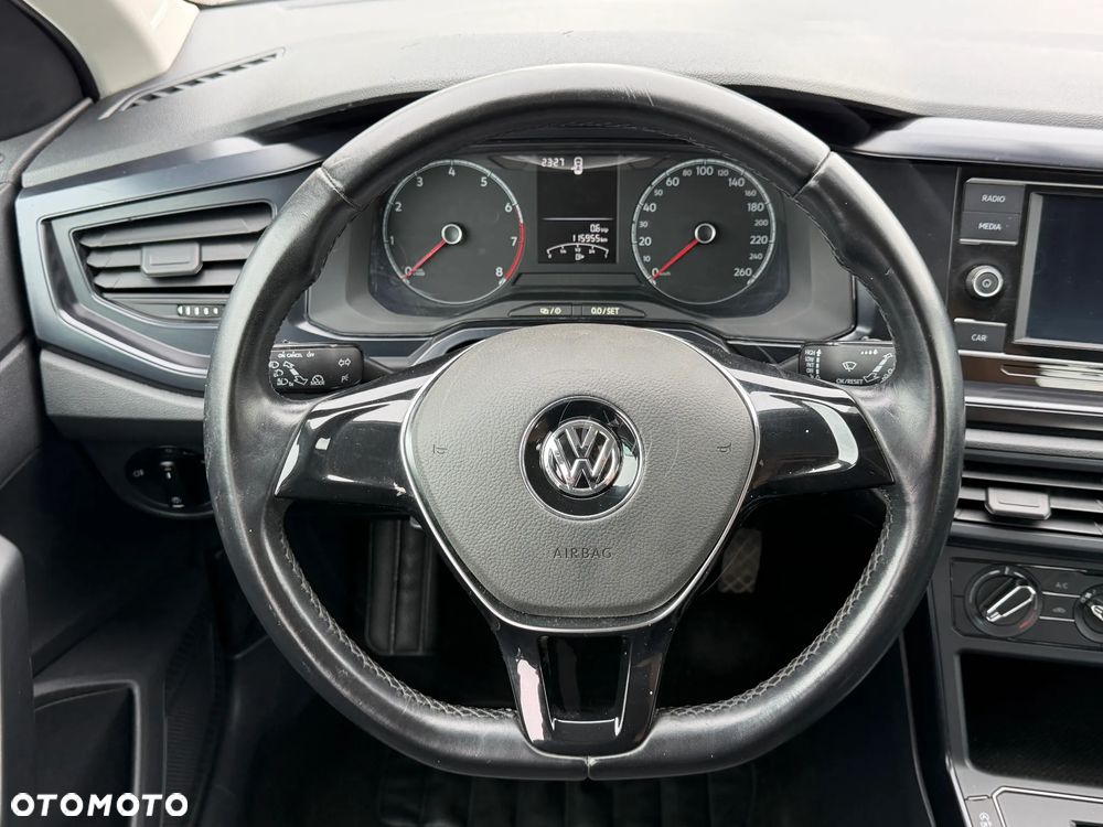 Volkswagen Polo - 22