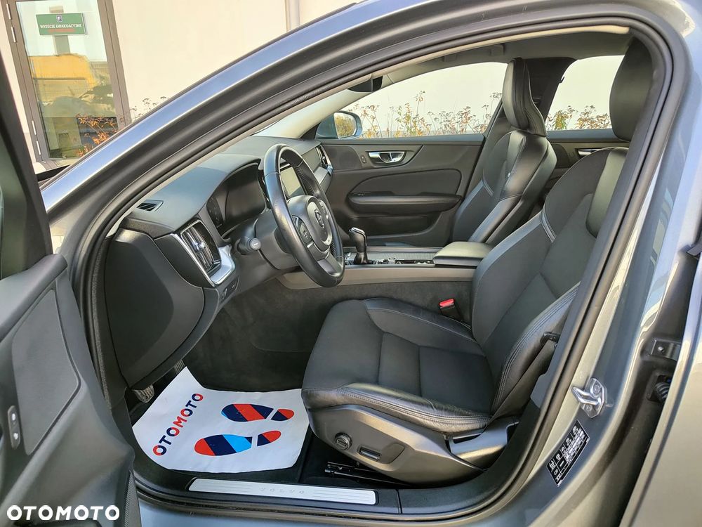 Volvo V60 D3 Momentum Pro - 15