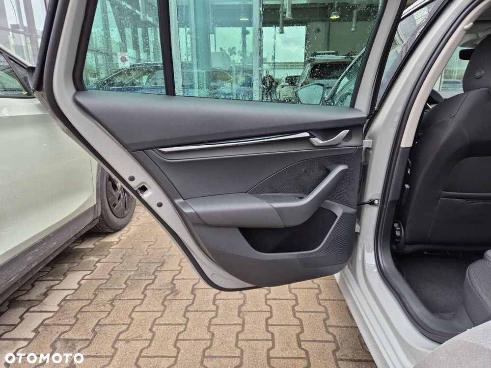 Skoda Octavia 1.5 TSI mHEV Drive Selection DSG - 19