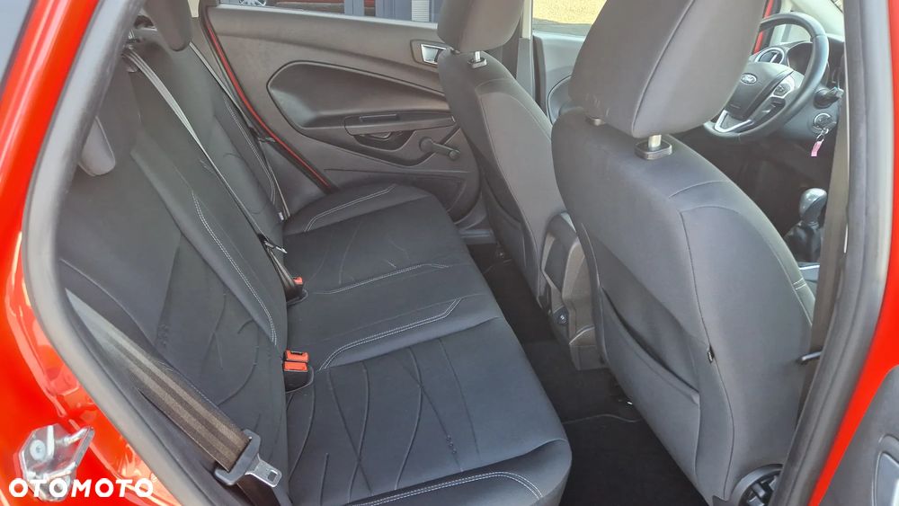 Ford Fiesta 1.0 EcoBoost Titanium - 12