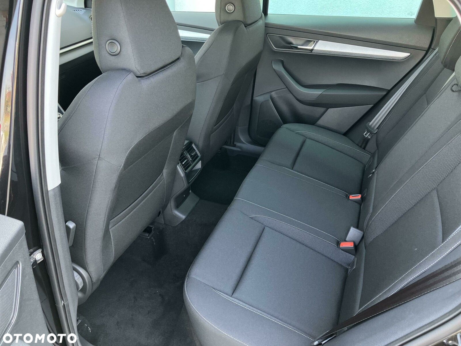 Skoda Karoq 1.5 TSI ACT Selection DSG - 18