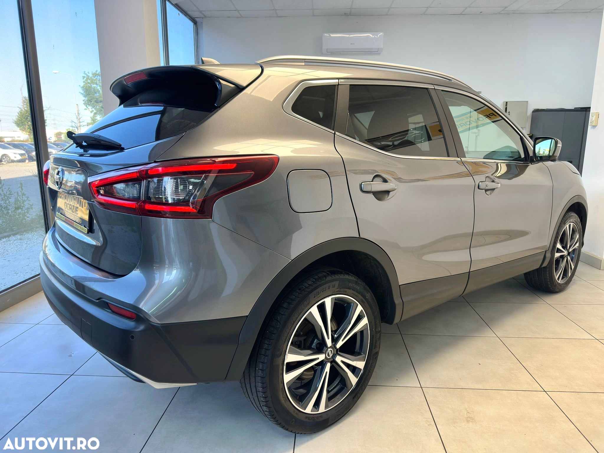 Nissan Qashqai 1.3 DIG-T DCT TEKNA - 4