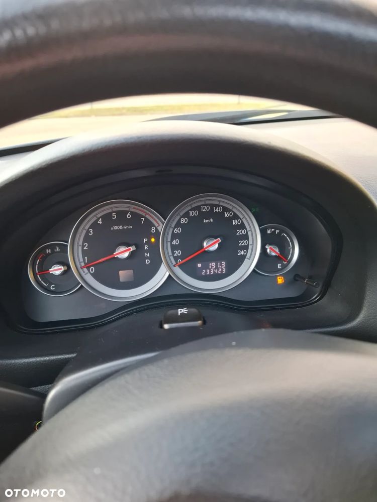 Subaru Legacy - 18