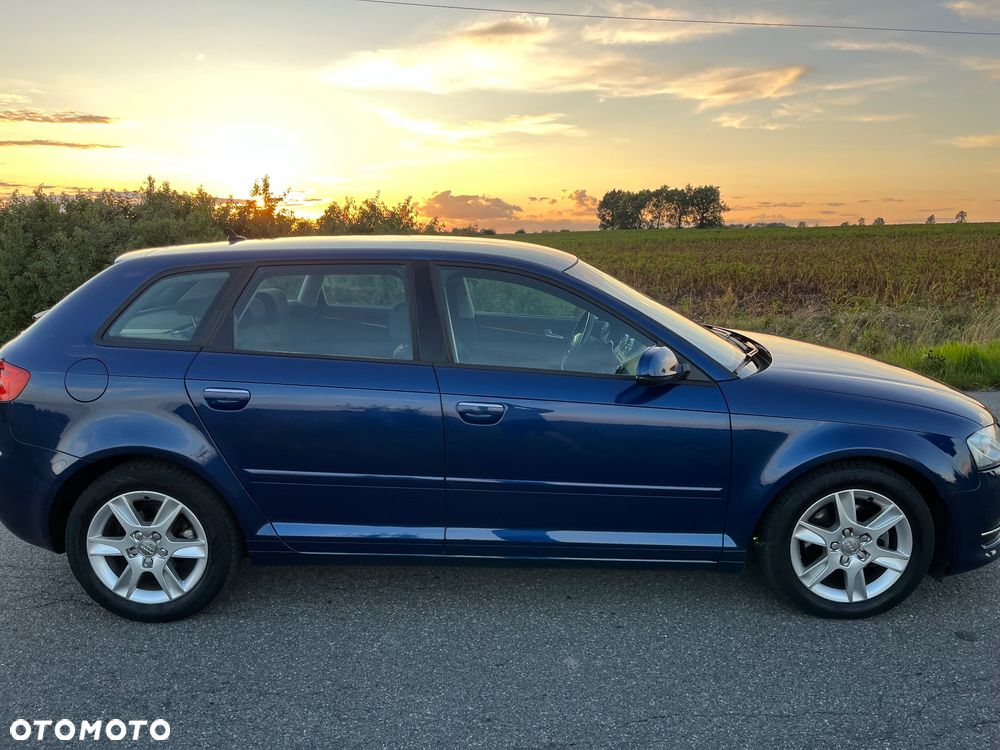Audi A3 Sportback 2.0 TDI DPF Ambiente - 6