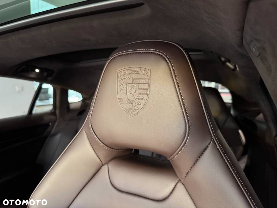 Porsche Panamera - 16