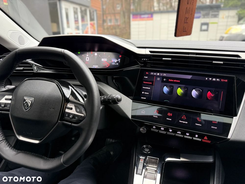 Peugeot 308 PureTech 130 EAT8 Allure - 29