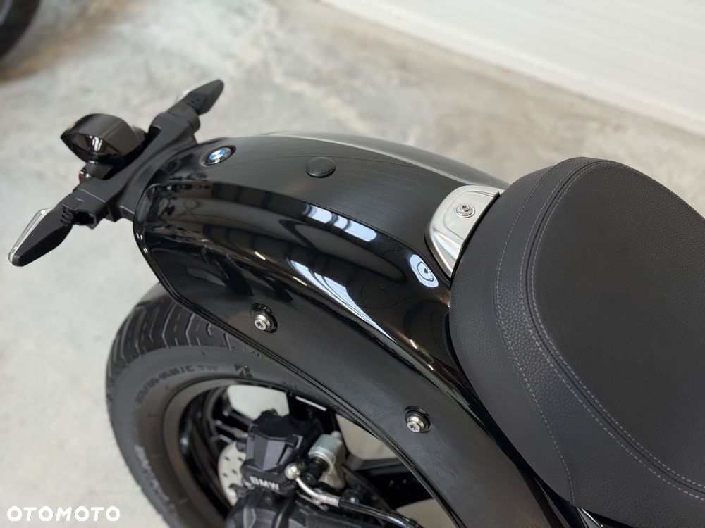 BMW R - 18