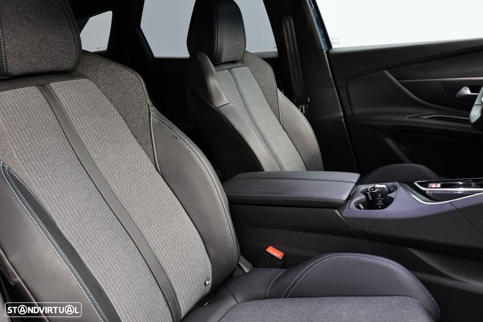 Peugeot 3008 1.6 Hybrid Allure Pack e-EAT8 - 21