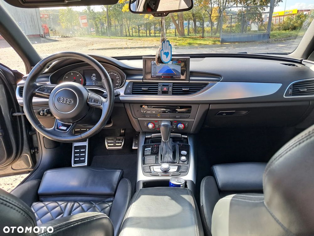 Audi A6 Avant - 14