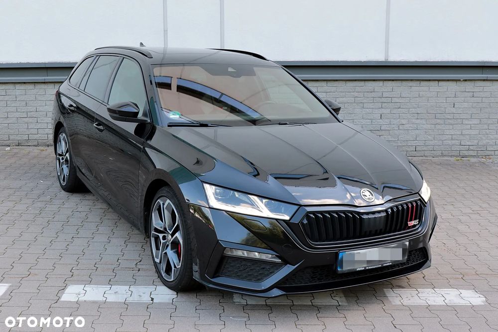 Skoda Octavia 2.0 TSI DSG RS Plus - 7