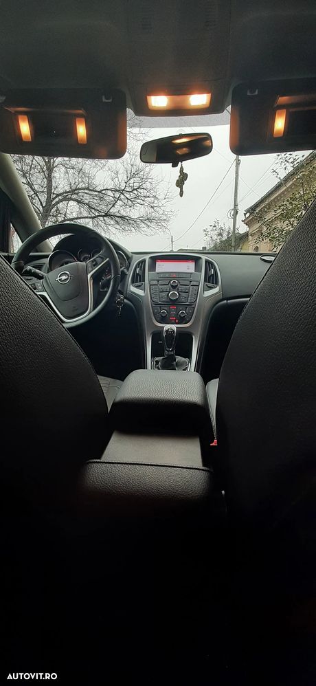 Opel Astra 1.4 ECOTEC Turbo Enjoy - 11