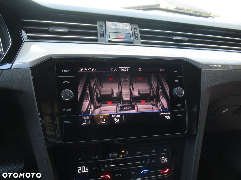 Volkswagen Passat 2.0 TDI EVO Business DSG - 33
