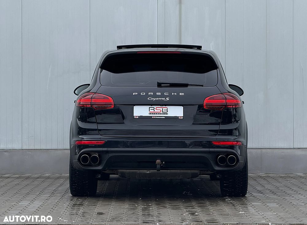 Porsche Cayenne S Platinum Edition - 8