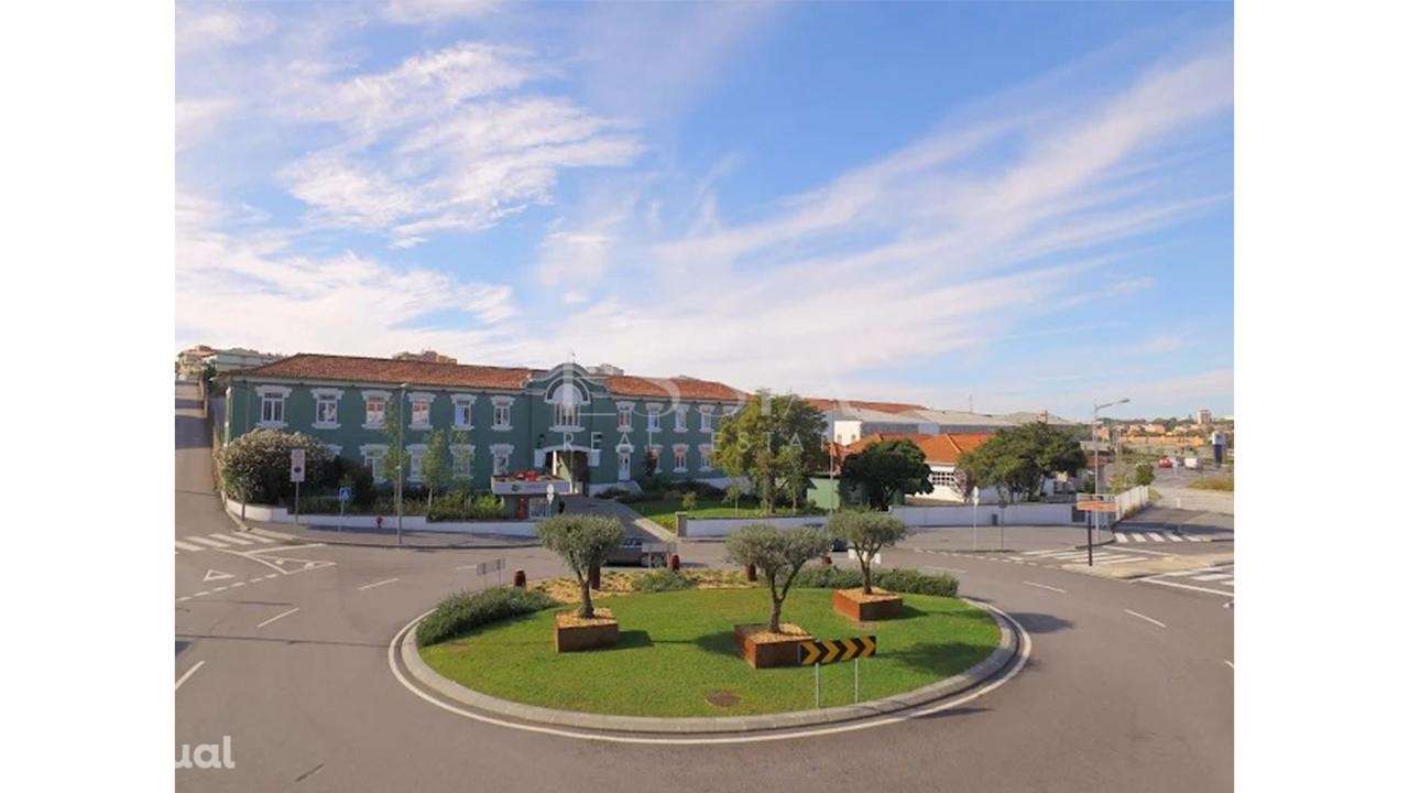 Apartamento T1 com Garagem no Candal, em Vila Nova de Gaia - Grande imagem: 2/11