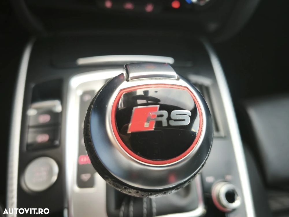 Audi RS4 Avant 4.2 FSI quattro Stronic - 23