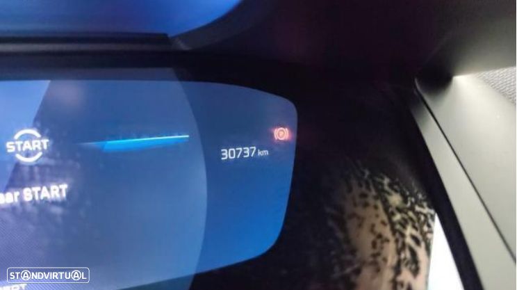 Peugeot e-2008 54 kWh GT - 6