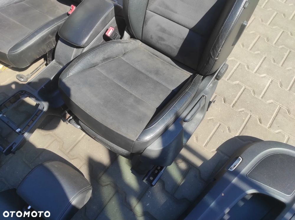 SKODA SUPERB 2 KOMBI FOTELE FOTEL TAPICERKA SIEDZENIA KOMPLET PRZÓD KANAPA BOCZKI SKÓRA SKÓRZANE BOCZKI BOCZEK PODŁOKIETNIK ALCANTARA WYSYŁKA !!!! - 17