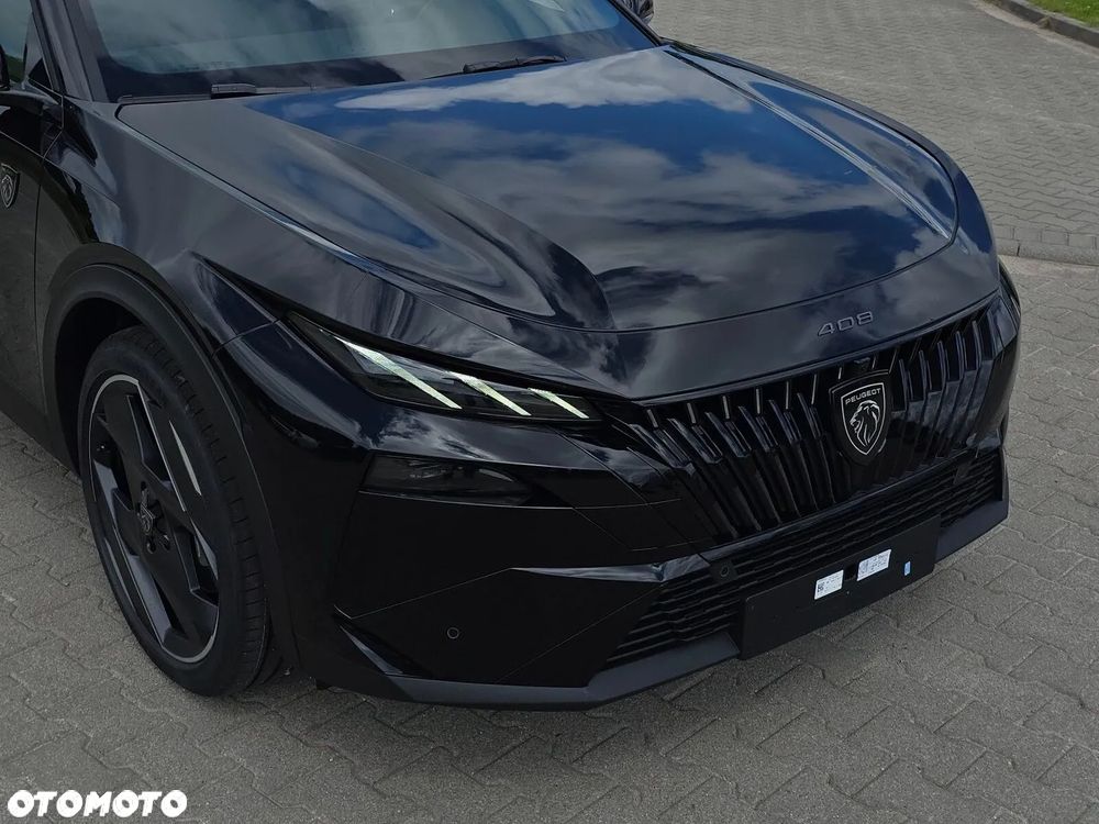 Peugeot 408 - 14