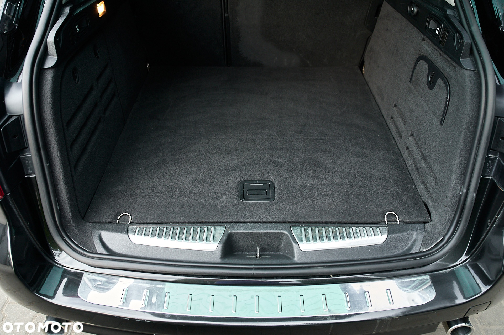 Renault Laguna Grandtour ENERGY dCi 130 FAP Start-Stop Bose Edition - 18