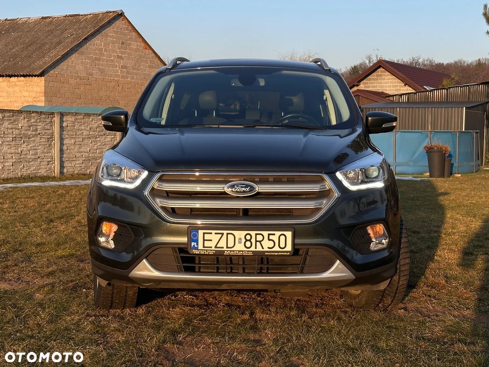 Ford Kuga 1.5 TDCi 2x4 Titanium - 1