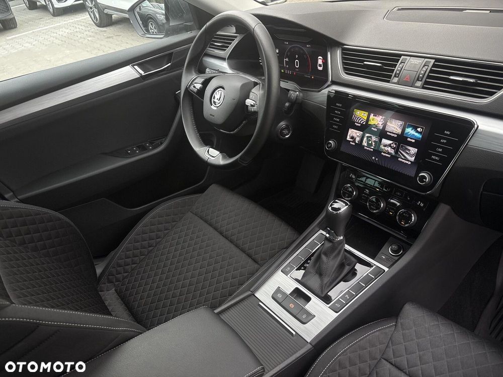 Skoda Superb 1.5 TSI Ambition DSG - 26