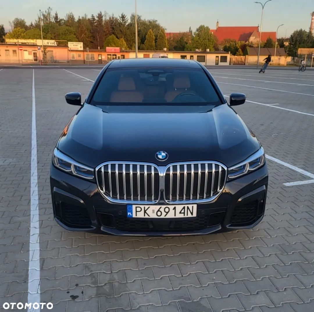 BMW Seria 7 750Li xDrive - 1
