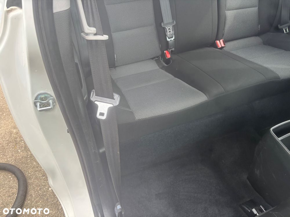 Hyundai i30 1.4 Classic + - 27