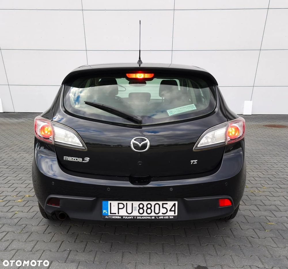 Mazda 3 - 6