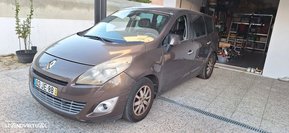 Renault Grand Scénic - 2