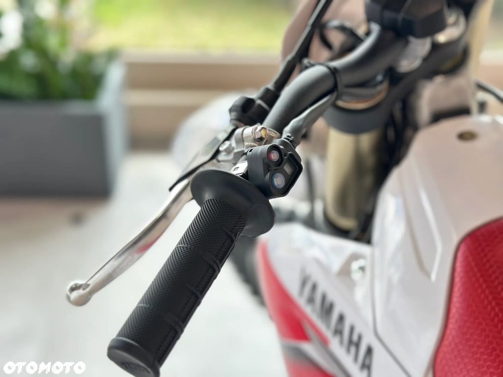 Yamaha YZ - 6