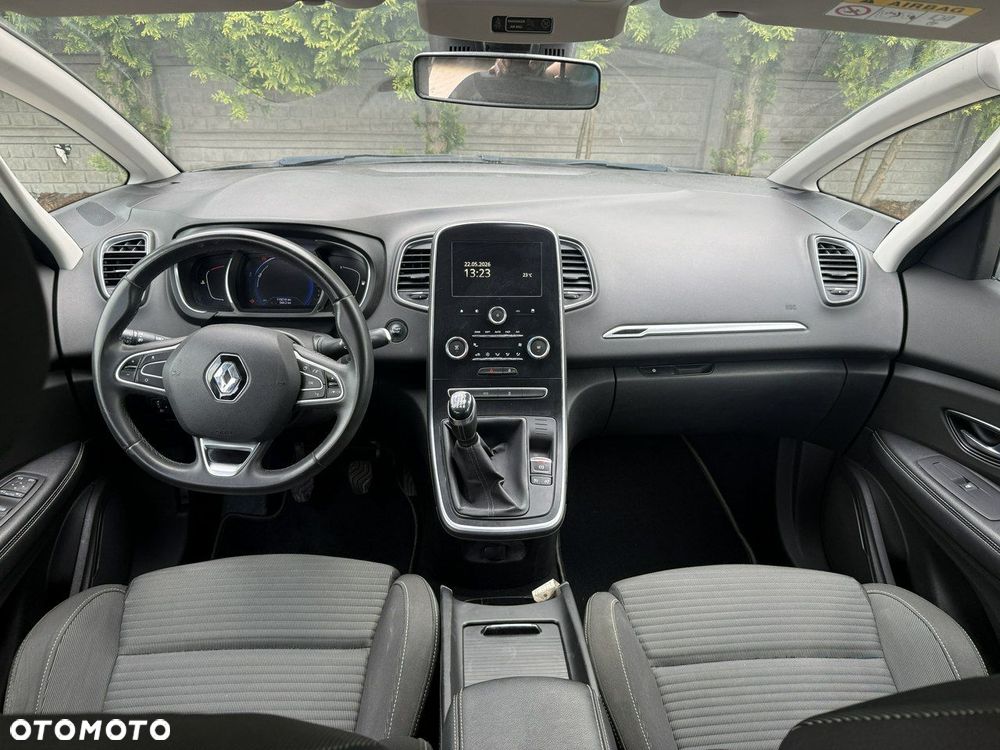 Renault Scenic - 8