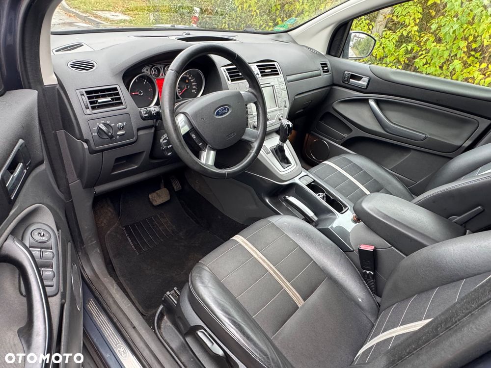Ford Kuga - 18