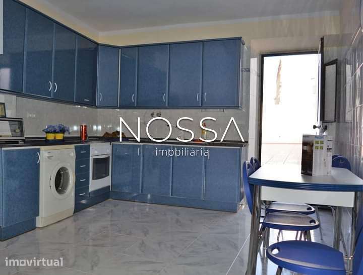 Moradia com 3 Frações Independentes | Incrível Oportunidade em Moura - Grande imagem: 3/19