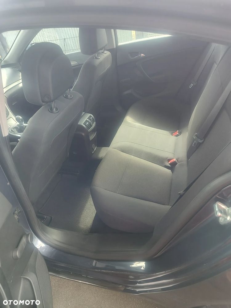 Opel Insignia 2.0 CDTI - 8