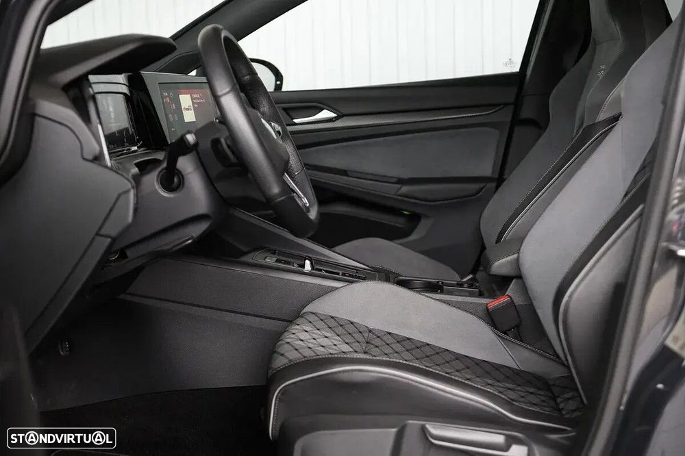 VW Golf 1.5 eTSI OPF DSG R-Line - 21