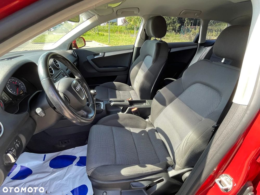 Audi A3 Sportback 2.0 TDI DPF quattro S line Sportpaket plus - 11