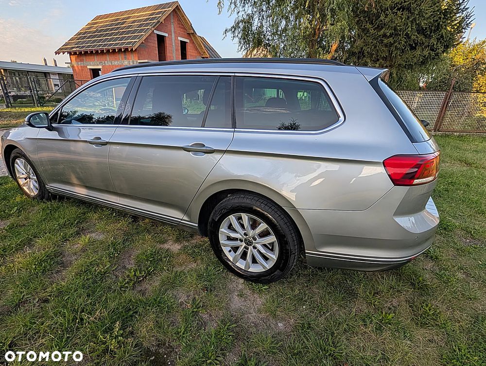 Volkswagen Passat 2.0 TDI SCR DSG - 14